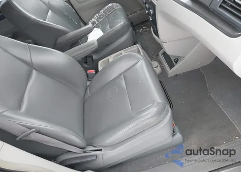 2010 Volkswagen Routan Se z USA, uszkodzony, nr VIN 2V4RW3D13AR242398